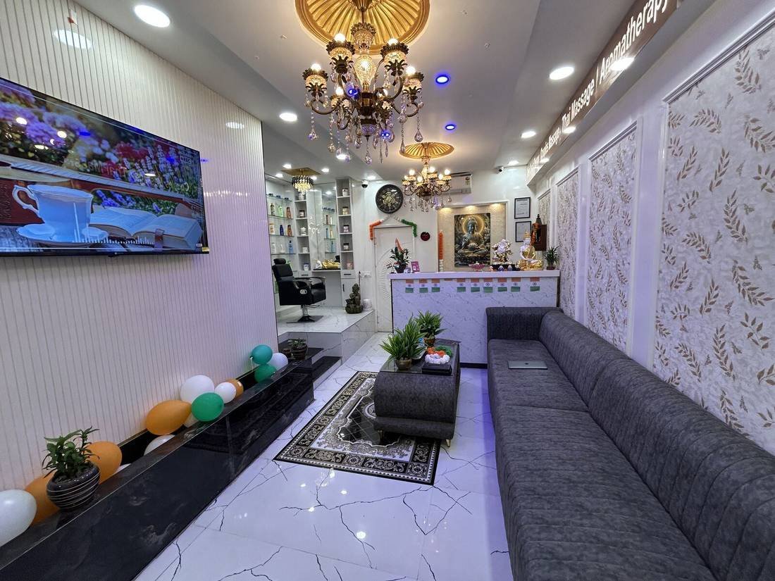 Reception lounge at Wings Spa