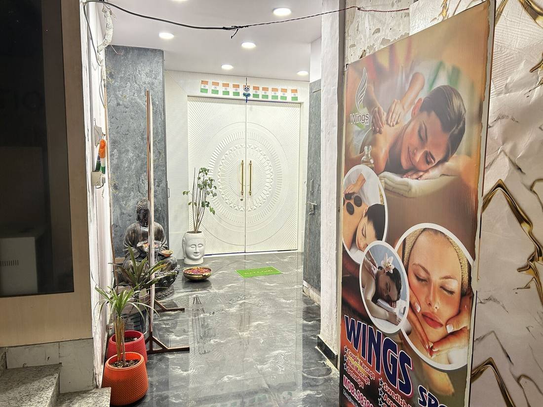 Entrance hallway at Wings Spa